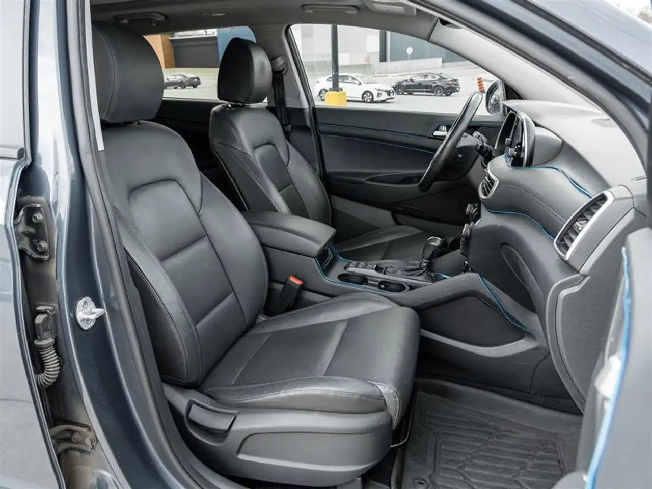 Hyundai TUCSON photo Hyundai TUCSON