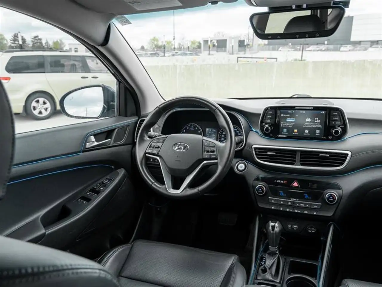 Hyundai TUCSON photo Hyundai TUCSON