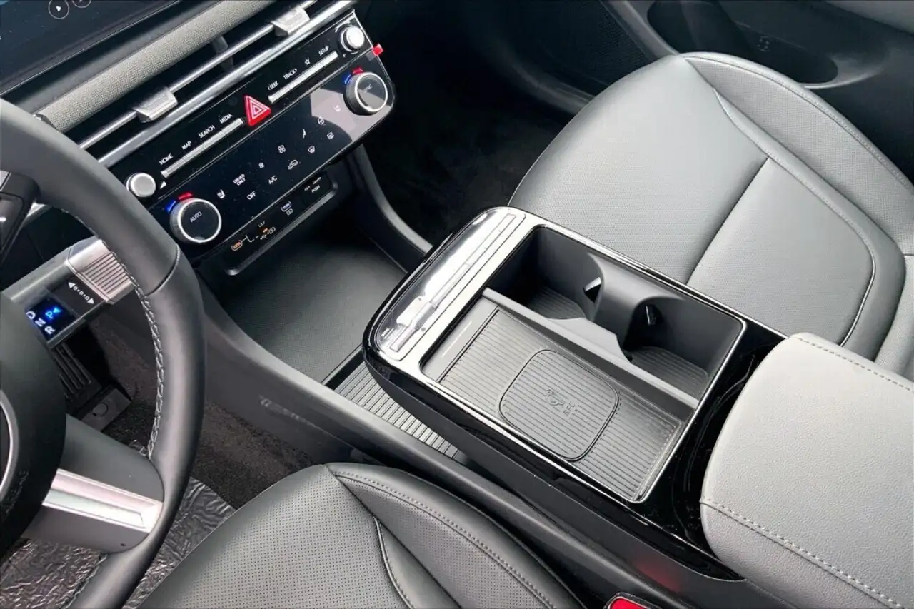 Hyundai TUCSON снимка Hyundai TUCSON