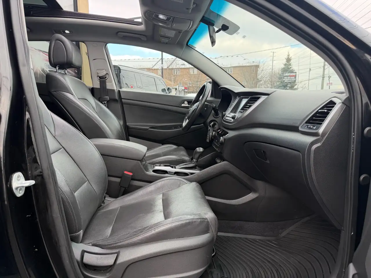 Hyundai TUCSON снимка Hyundai TUCSON