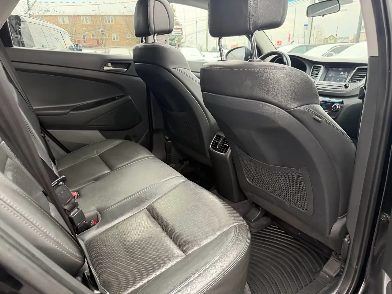 Hyundai TUCSON снимка Hyundai TUCSON