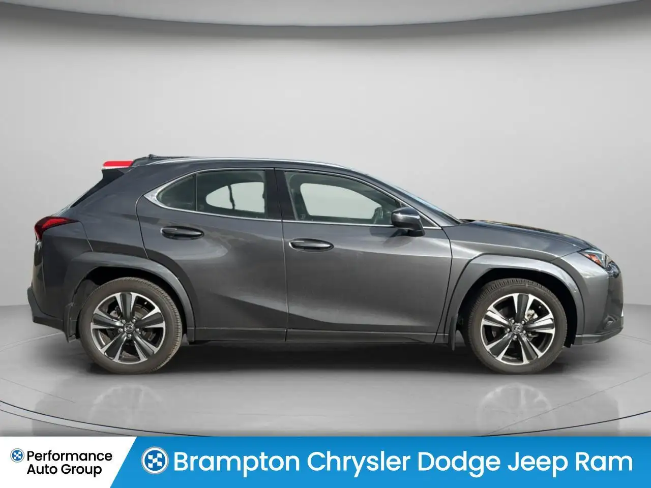 Lexus UX photo Lexus UX