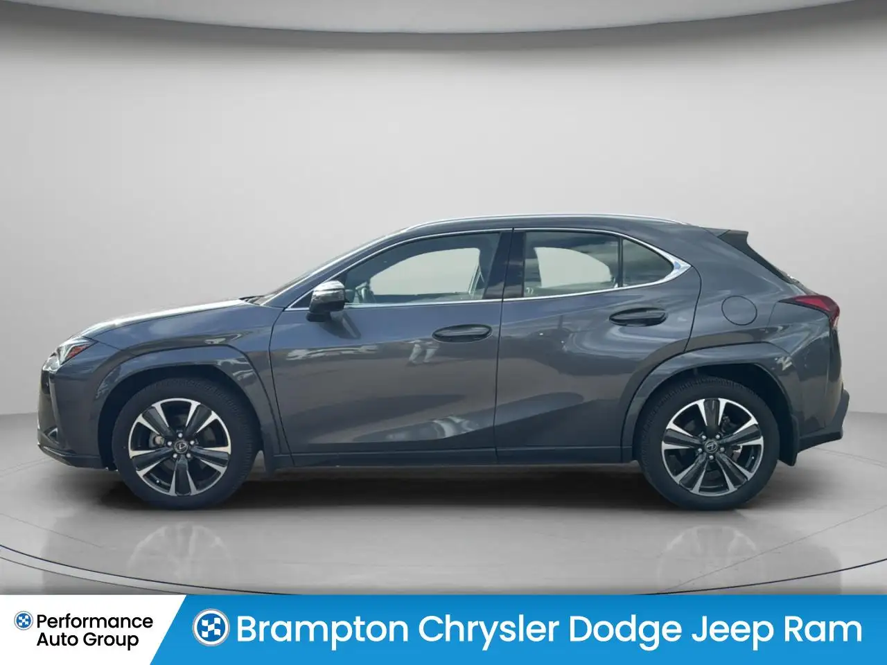 Lexus UX photo Lexus UX