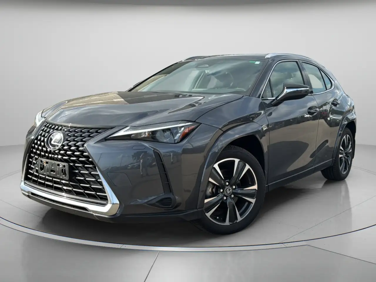 Lexus UX photo Lexus UX