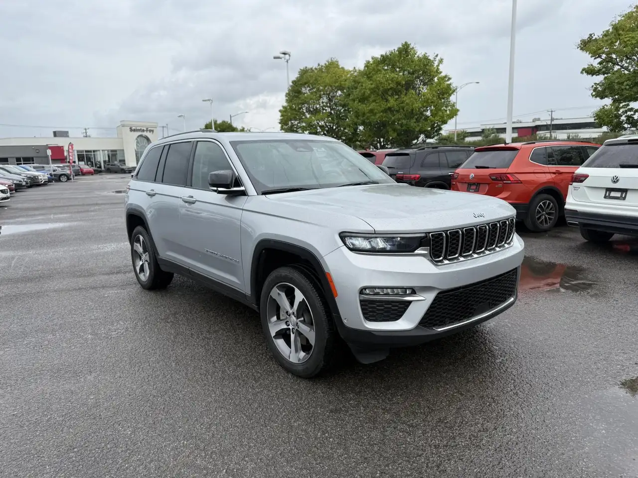 Jeep Grand Cherokee photo Jeep Grand Cherokee