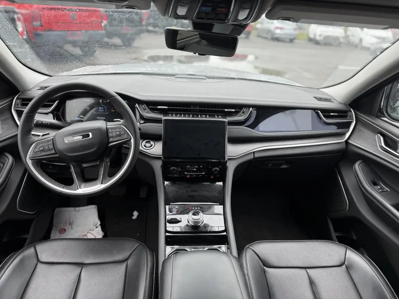 Jeep Grand Cherokee photo Jeep Grand Cherokee