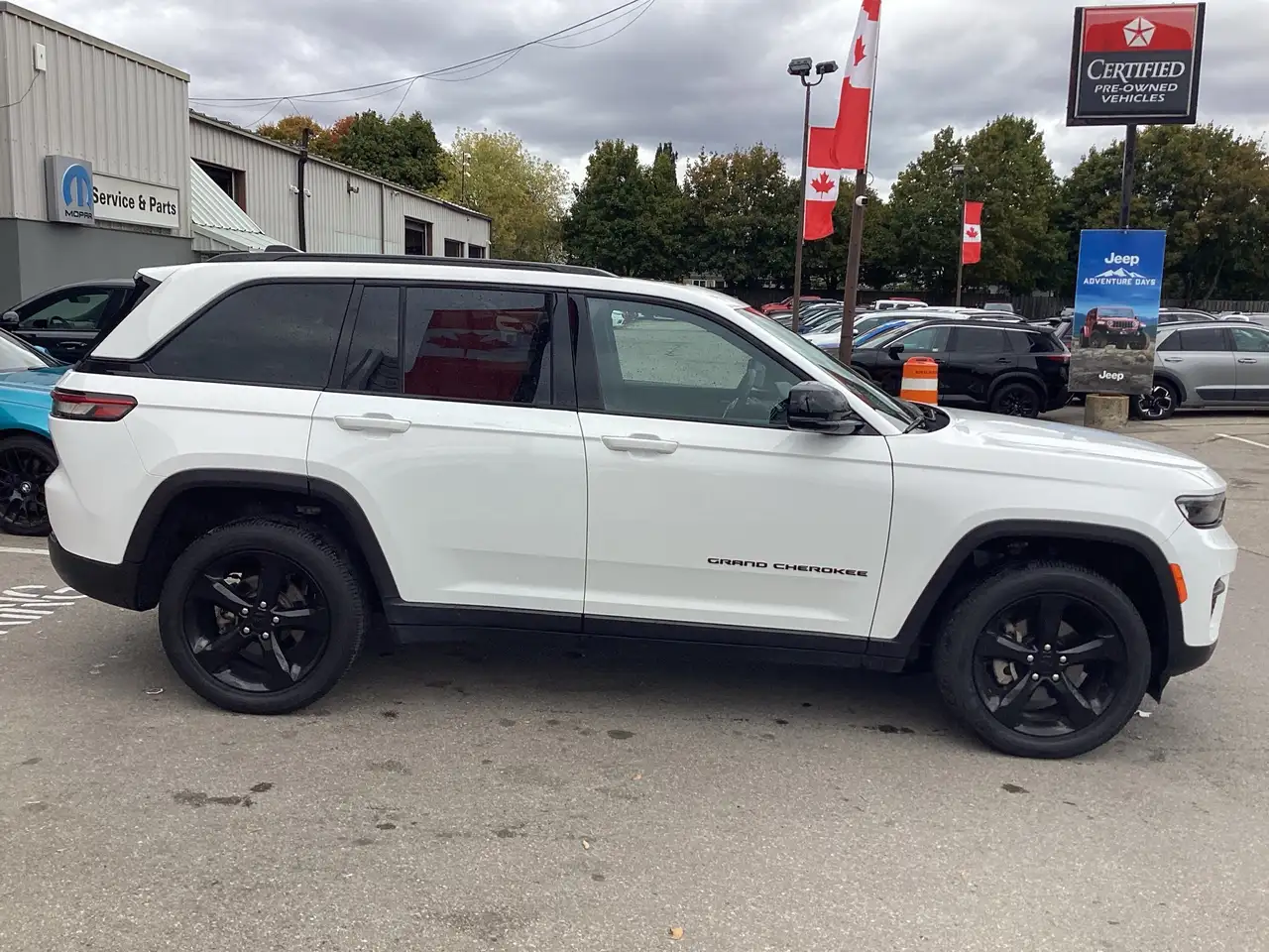Jeep Grand Cherokee photo Jeep Grand Cherokee