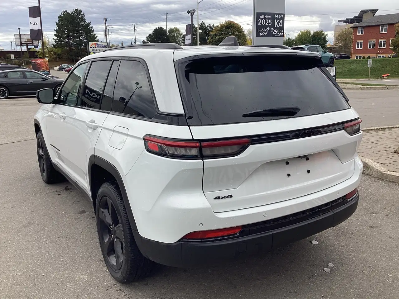 Jeep Grand Cherokee photo Jeep Grand Cherokee