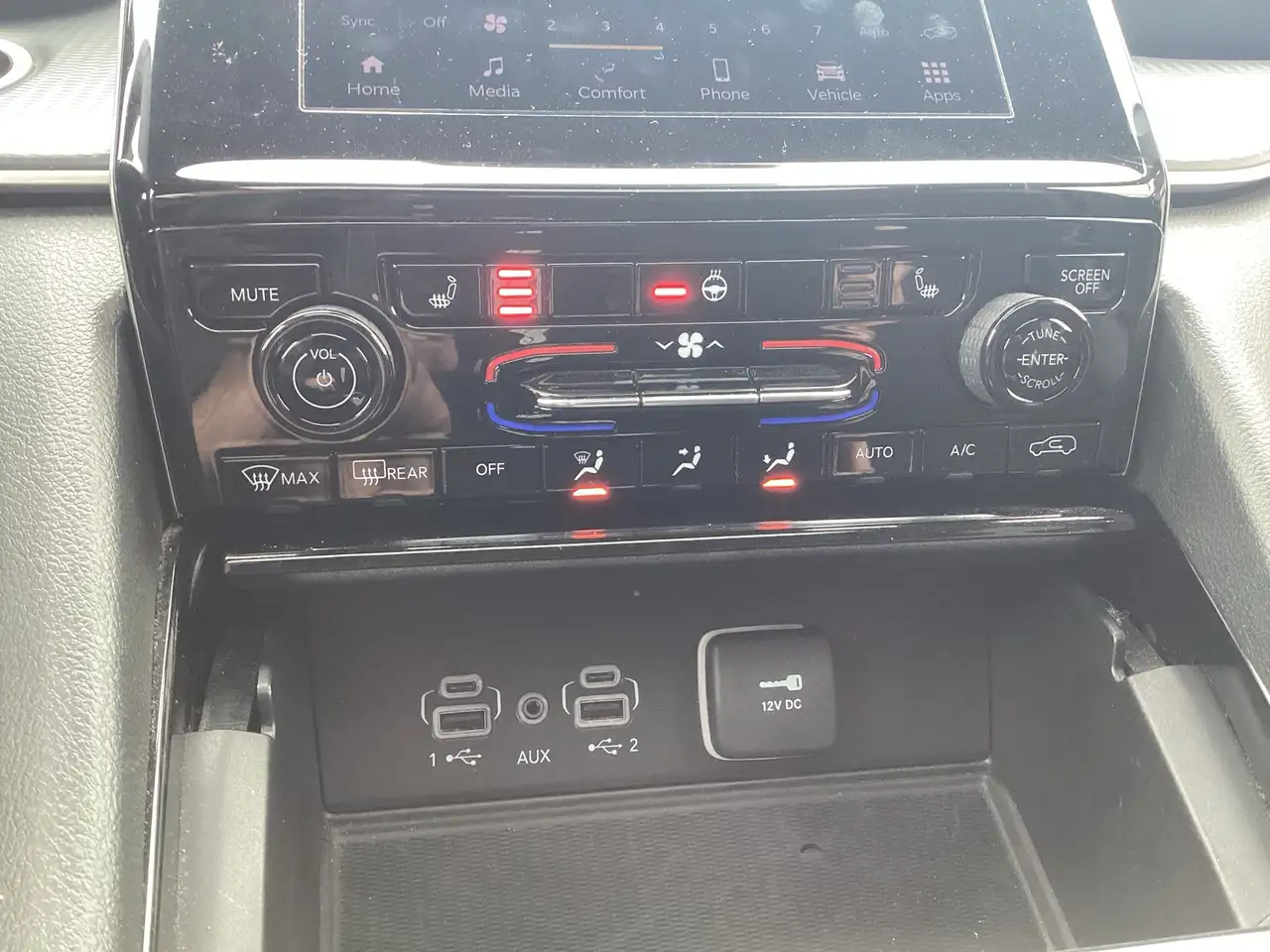 Jeep Grand Cherokee photo Jeep Grand Cherokee