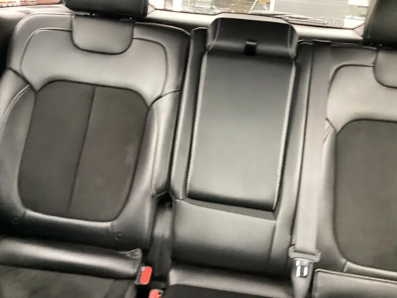 Jeep Grand Cherokee photo Jeep Grand Cherokee
