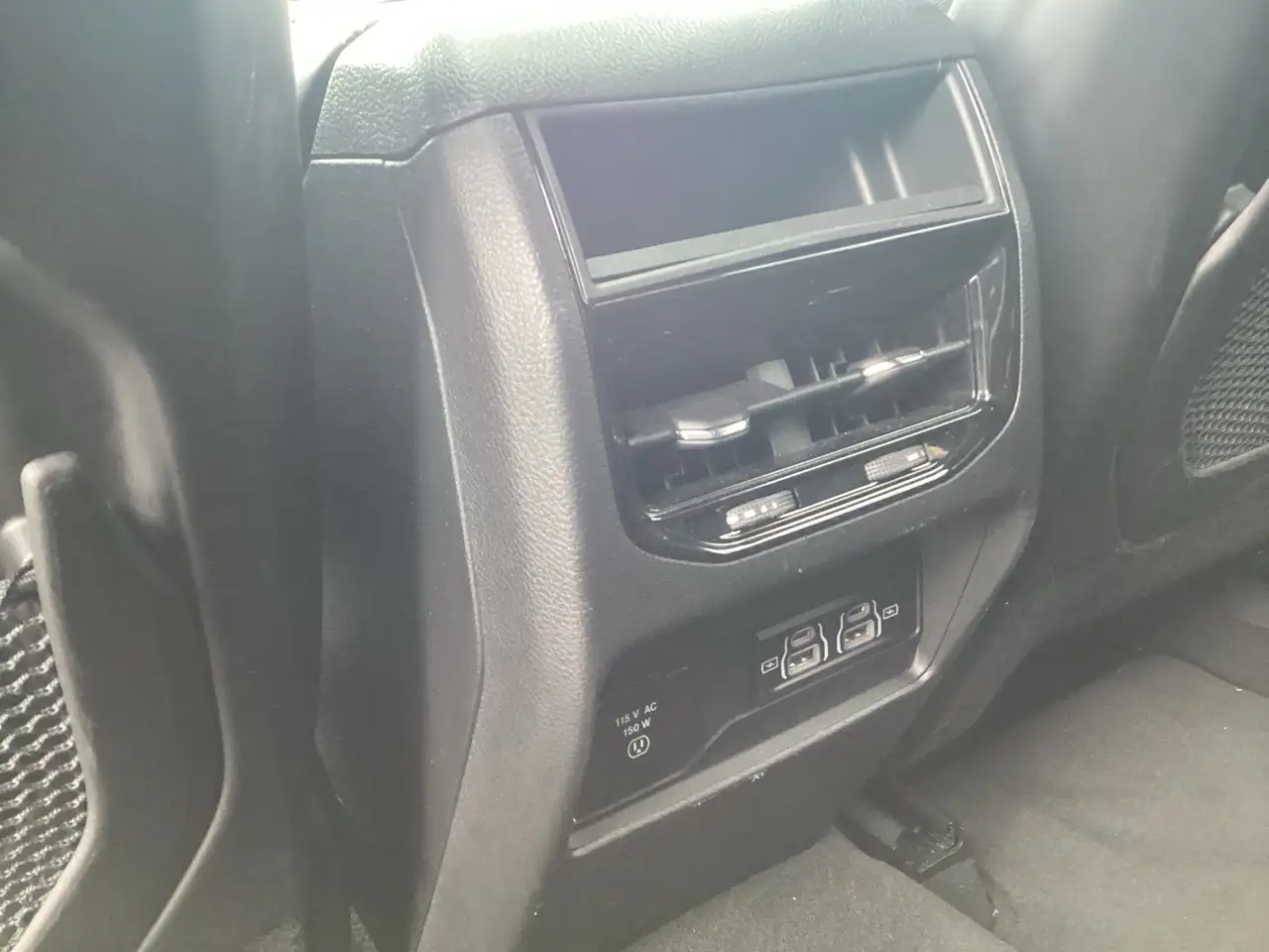Jeep Grand Cherokee photo Jeep Grand Cherokee