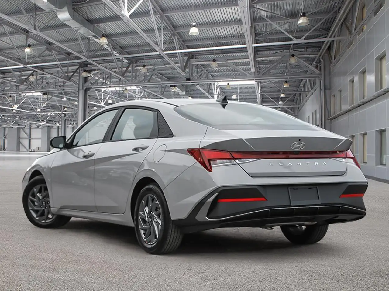 Hyundai ELANTRA photo Hyundai ELANTRA