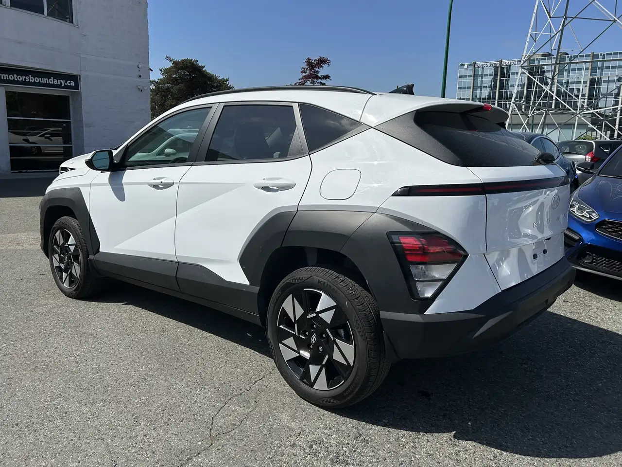 Hyundai KONA снимка Hyundai KONA
