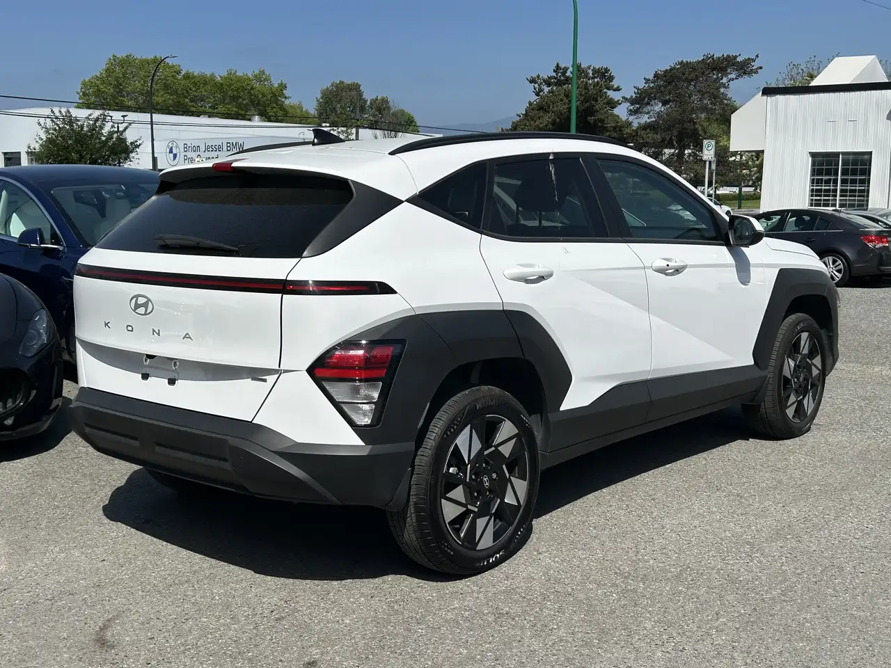 Hyundai KONA снимка Hyundai KONA
