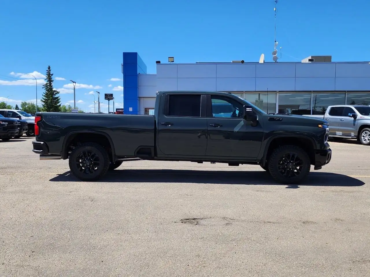 Chevrolet Silverado 3500 photo Chevrolet Silverado 3500