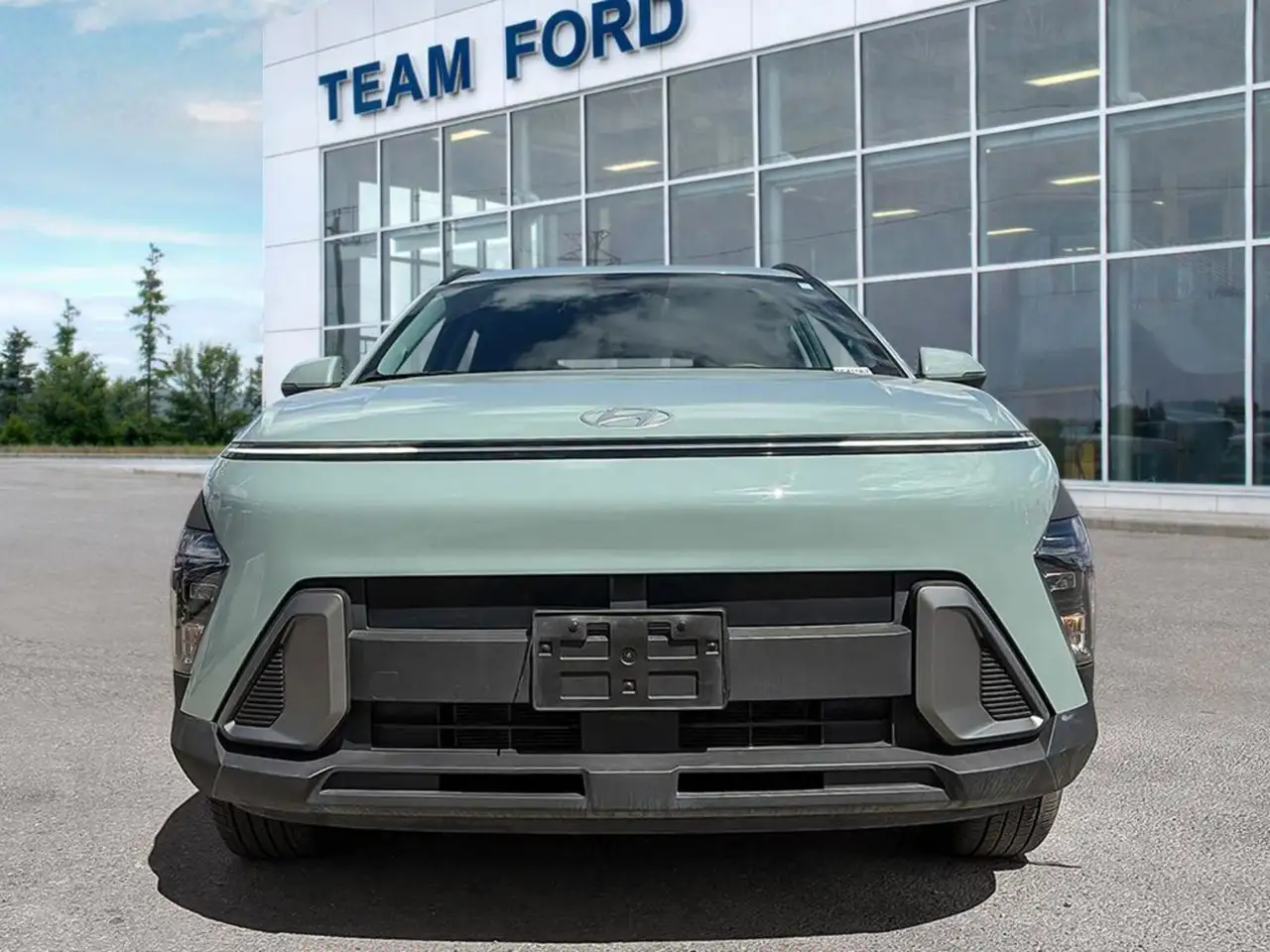 Hyundai KONA снимка Hyundai KONA