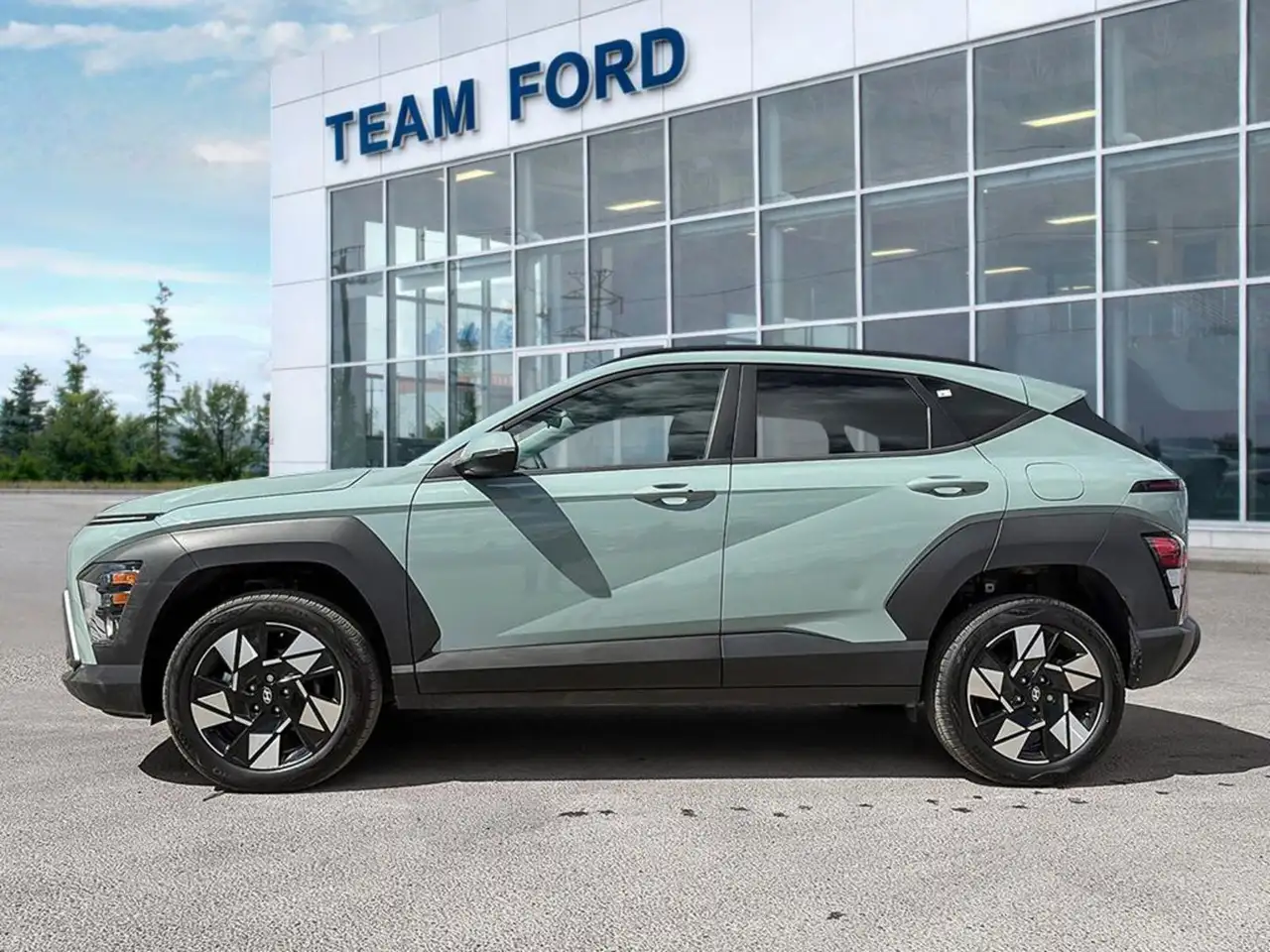 Hyundai KONA снимка Hyundai KONA