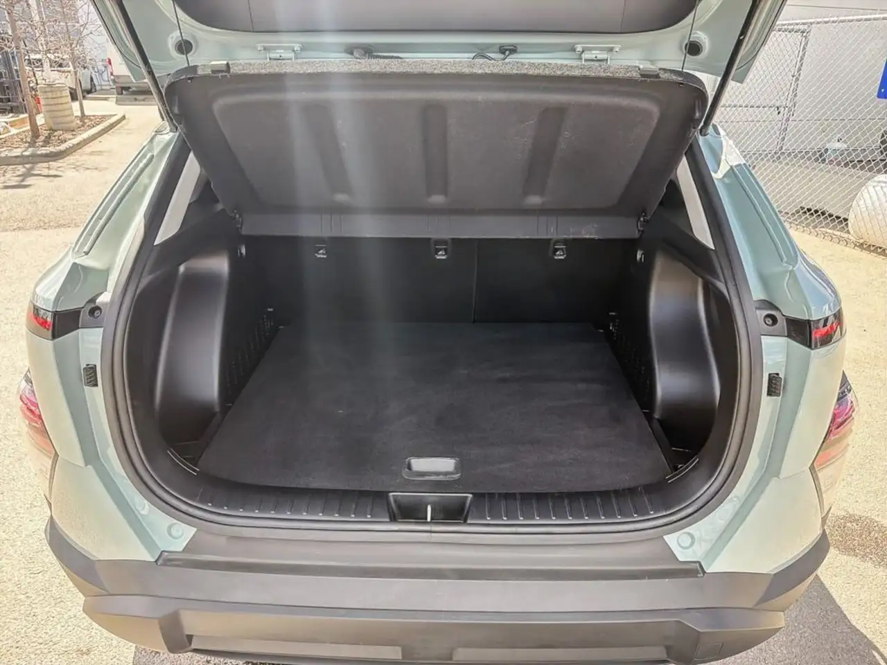 Hyundai KONA снимка Hyundai KONA