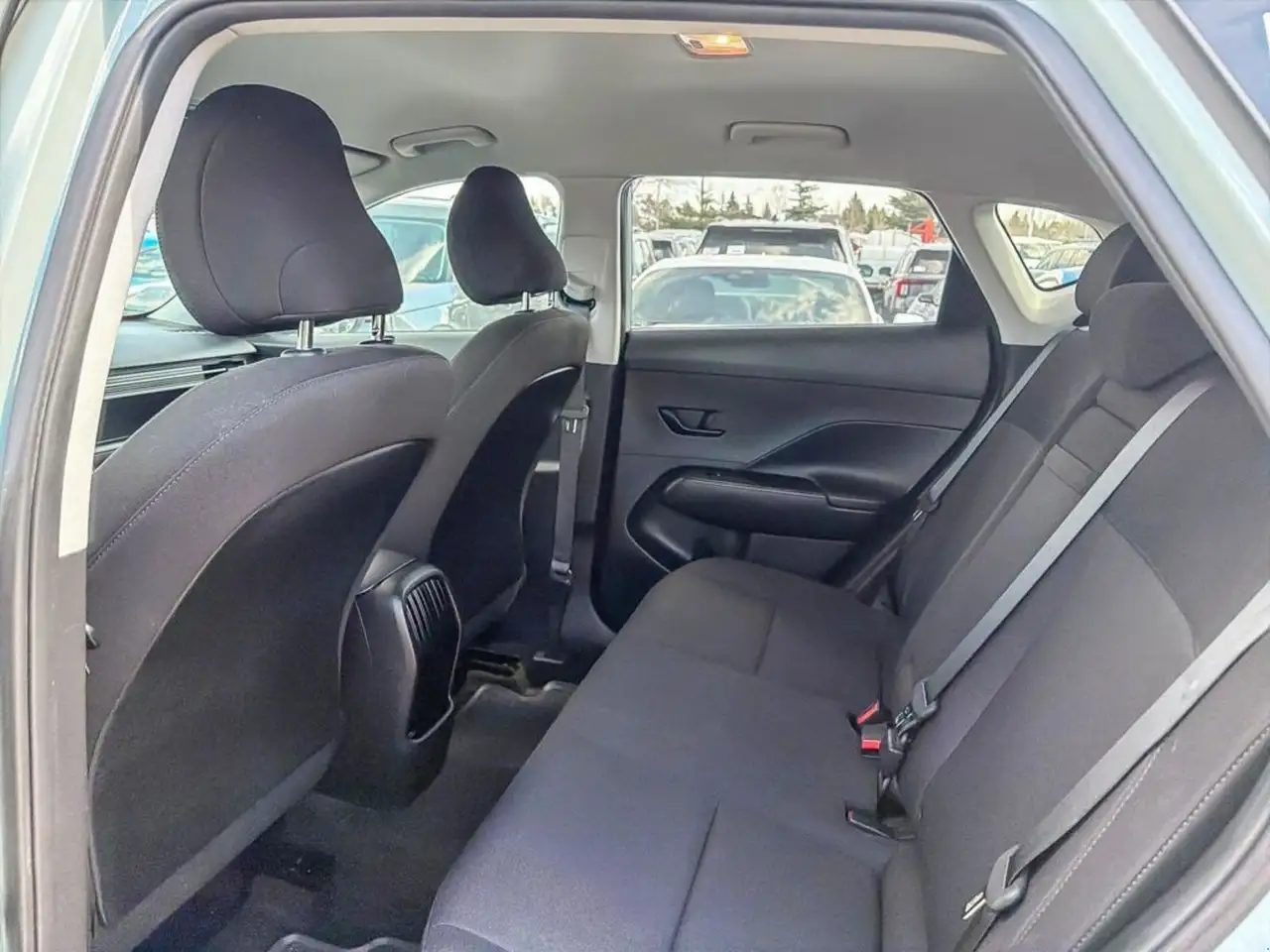 Hyundai KONA снимка Hyundai KONA