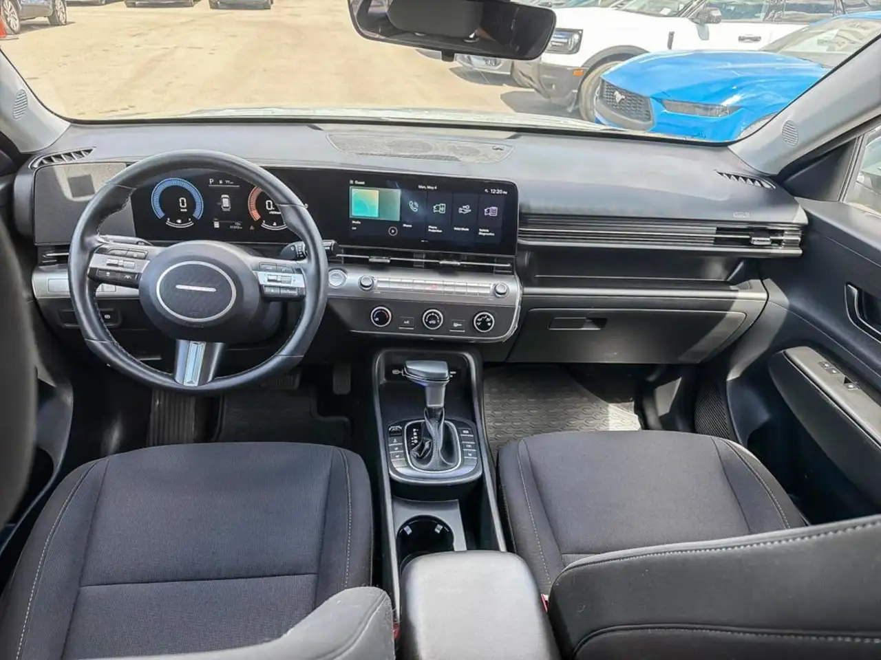 Hyundai KONA снимка Hyundai KONA