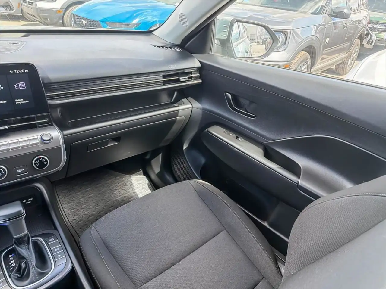 Hyundai KONA снимка Hyundai KONA