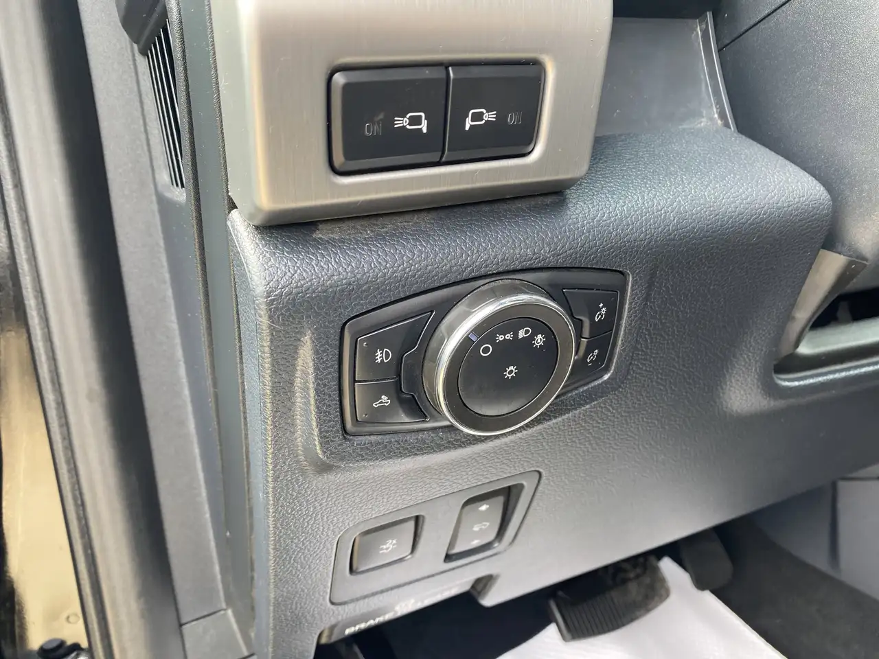 Ford F 350 снимка Ford F 350