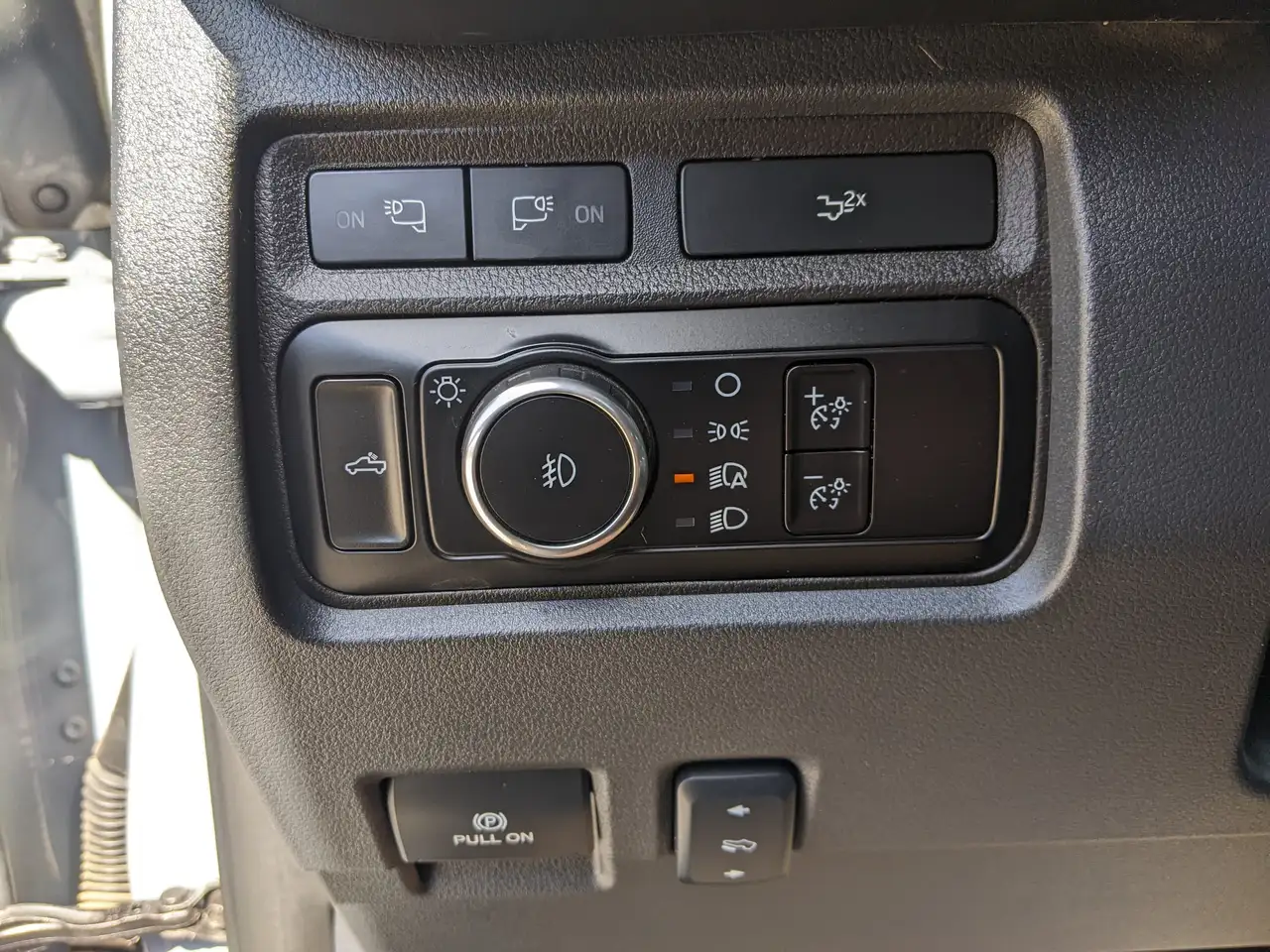 Ford F 350 снимка Ford F 350