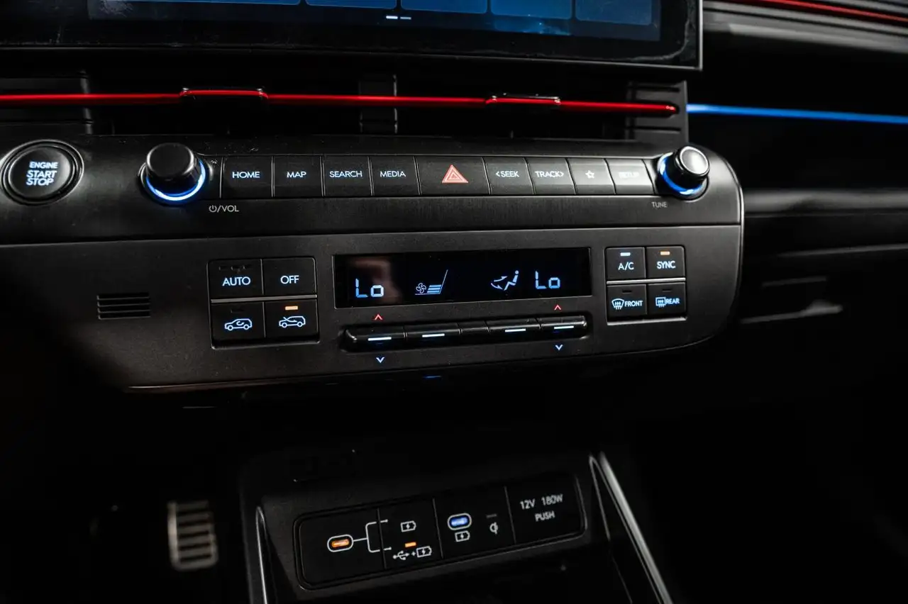 Hyundai KONA fotografie Hyundai KONA