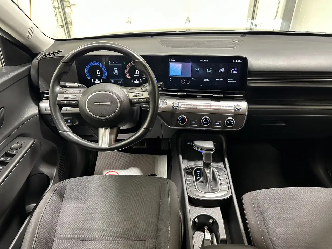 Hyundai KONA снимка Hyundai KONA