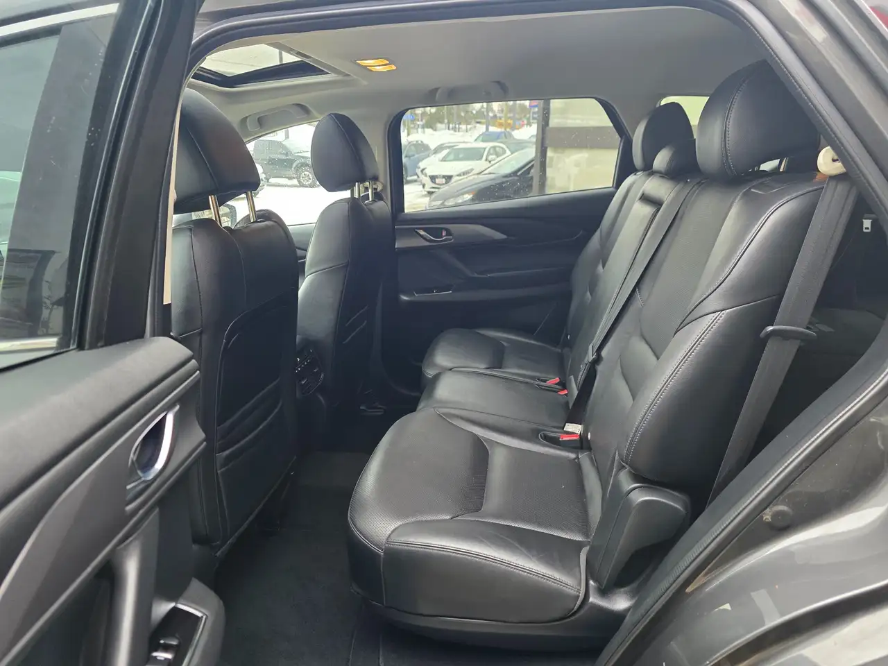 Mazda CX-9 снимка Mazda CX-9