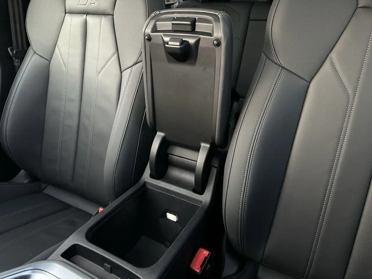 Audi Q5 снимка Audi Q5