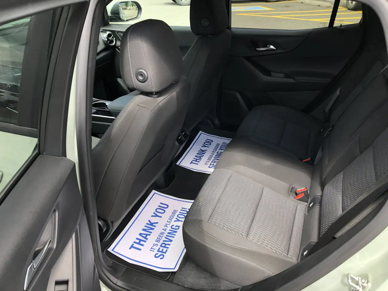 Chevrolet Equinox снимка Chevrolet Equinox