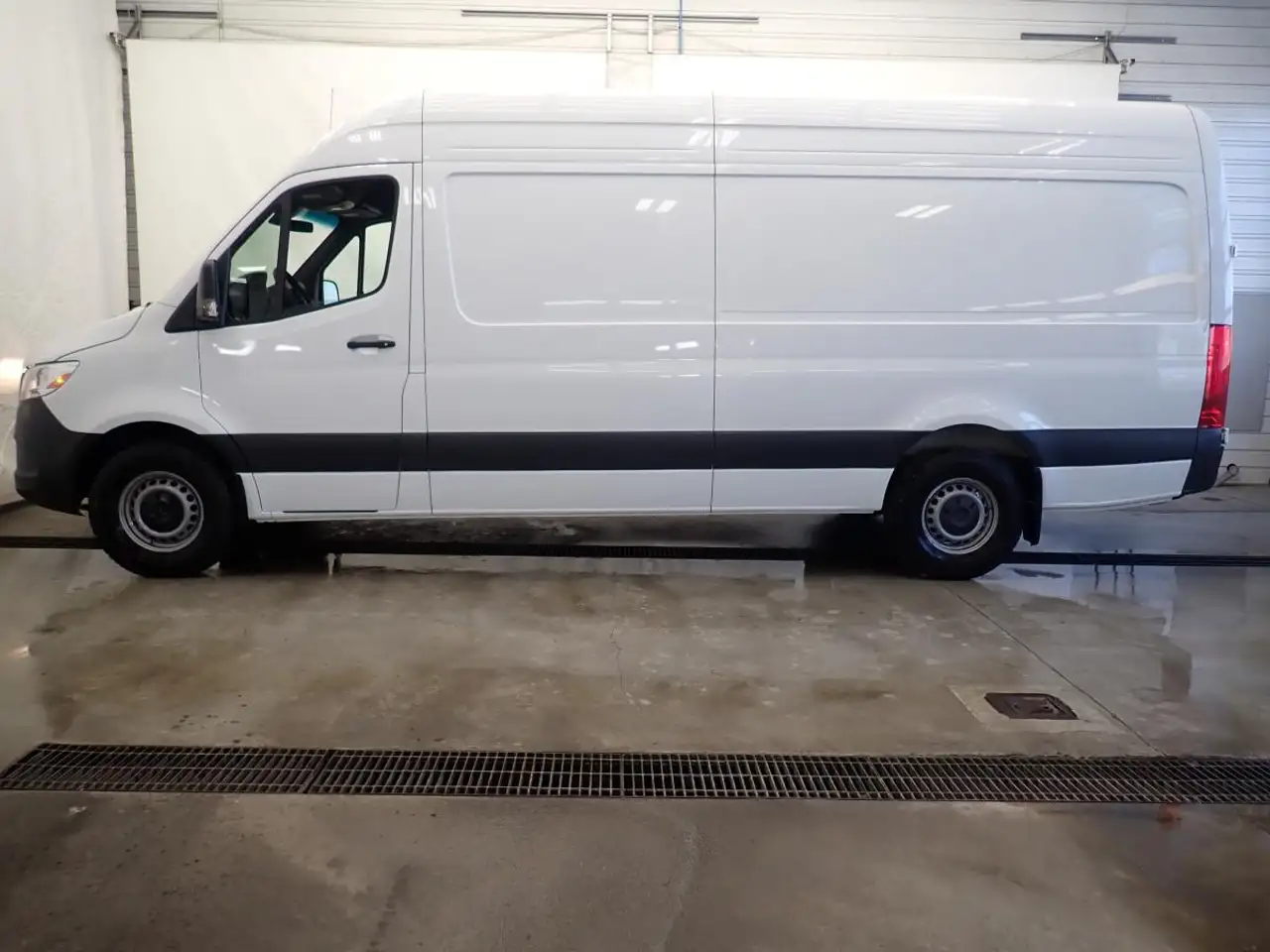 Mercedes-Benz Sprinter снимка Mercedes-Benz Sprinter