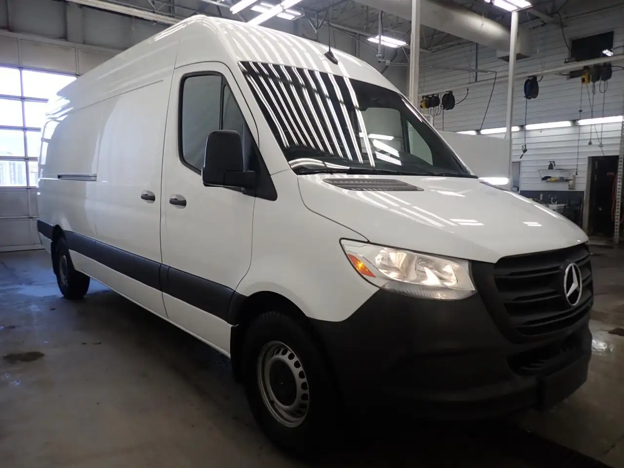Mercedes-Benz Sprinter снимка Mercedes-Benz Sprinter