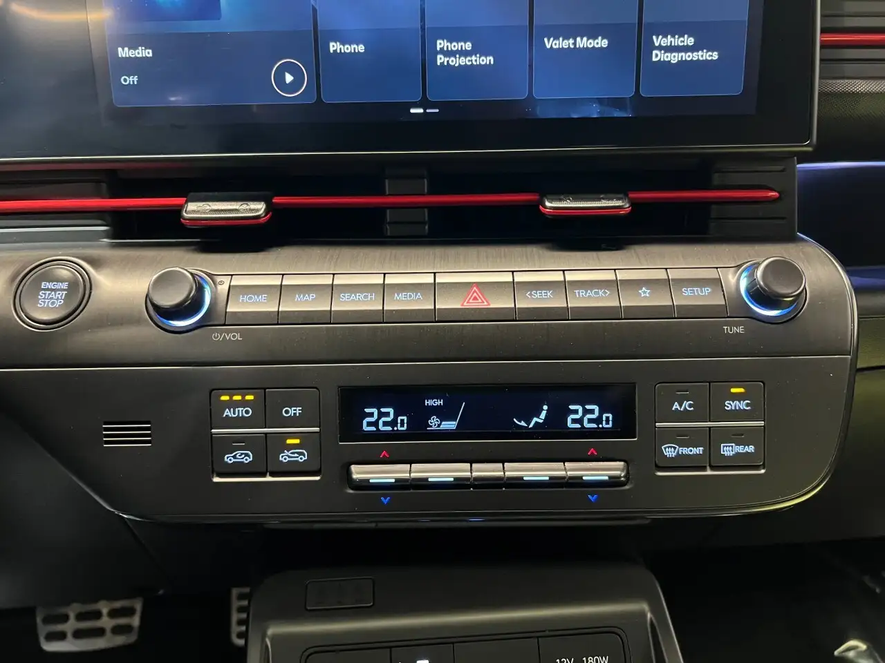 Hyundai KONA снимка Hyundai KONA