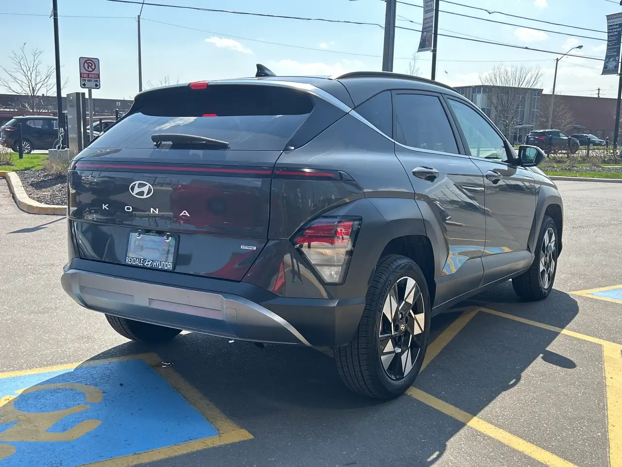 Hyundai KONA снимка Hyundai KONA