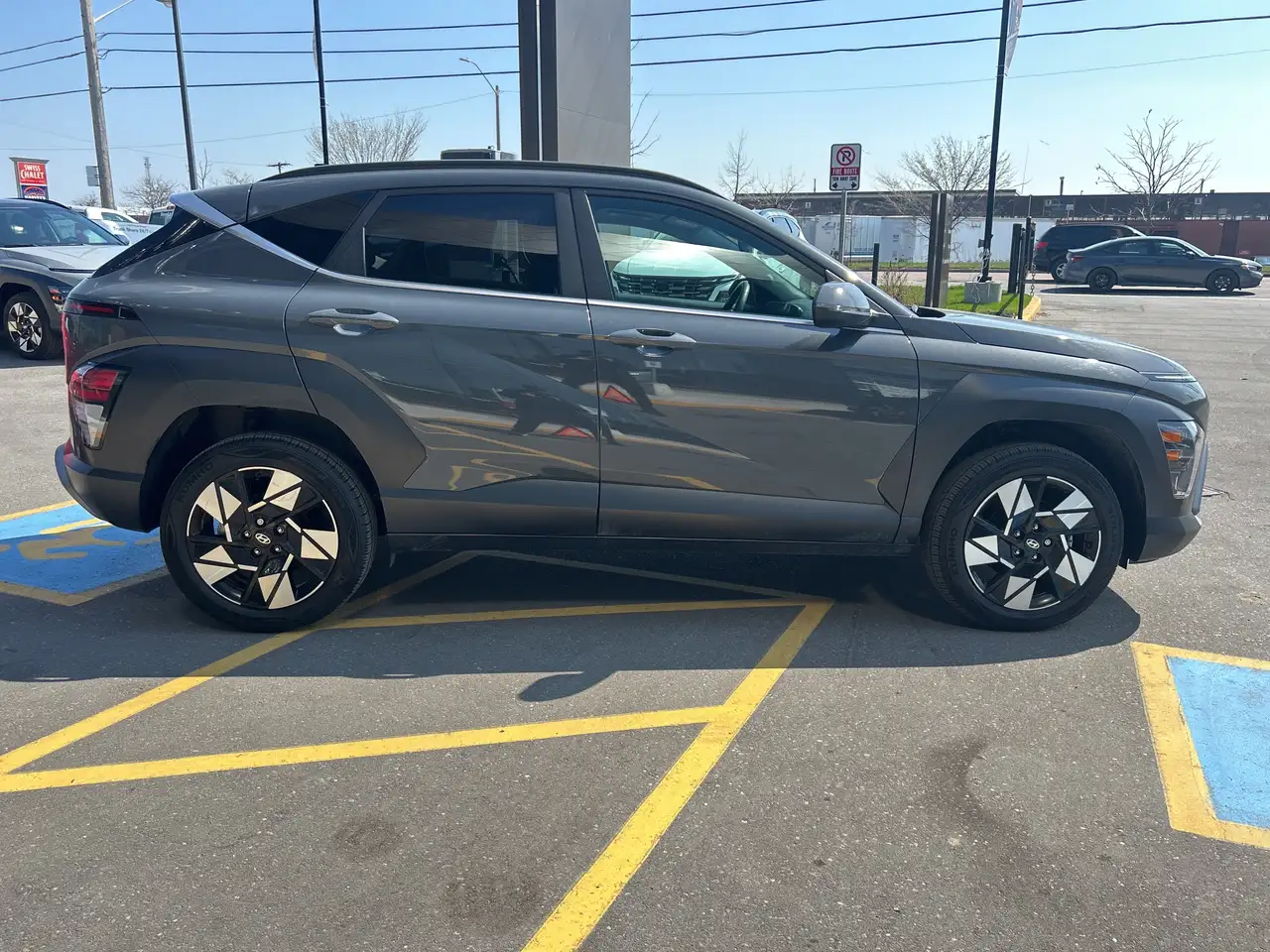 Hyundai KONA снимка Hyundai KONA