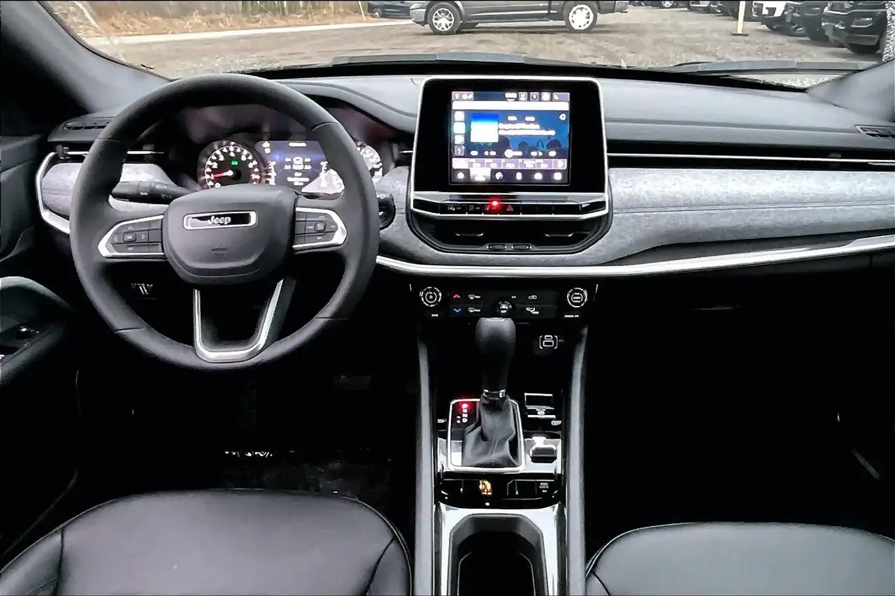 Jeep Compass photo Jeep Compass
