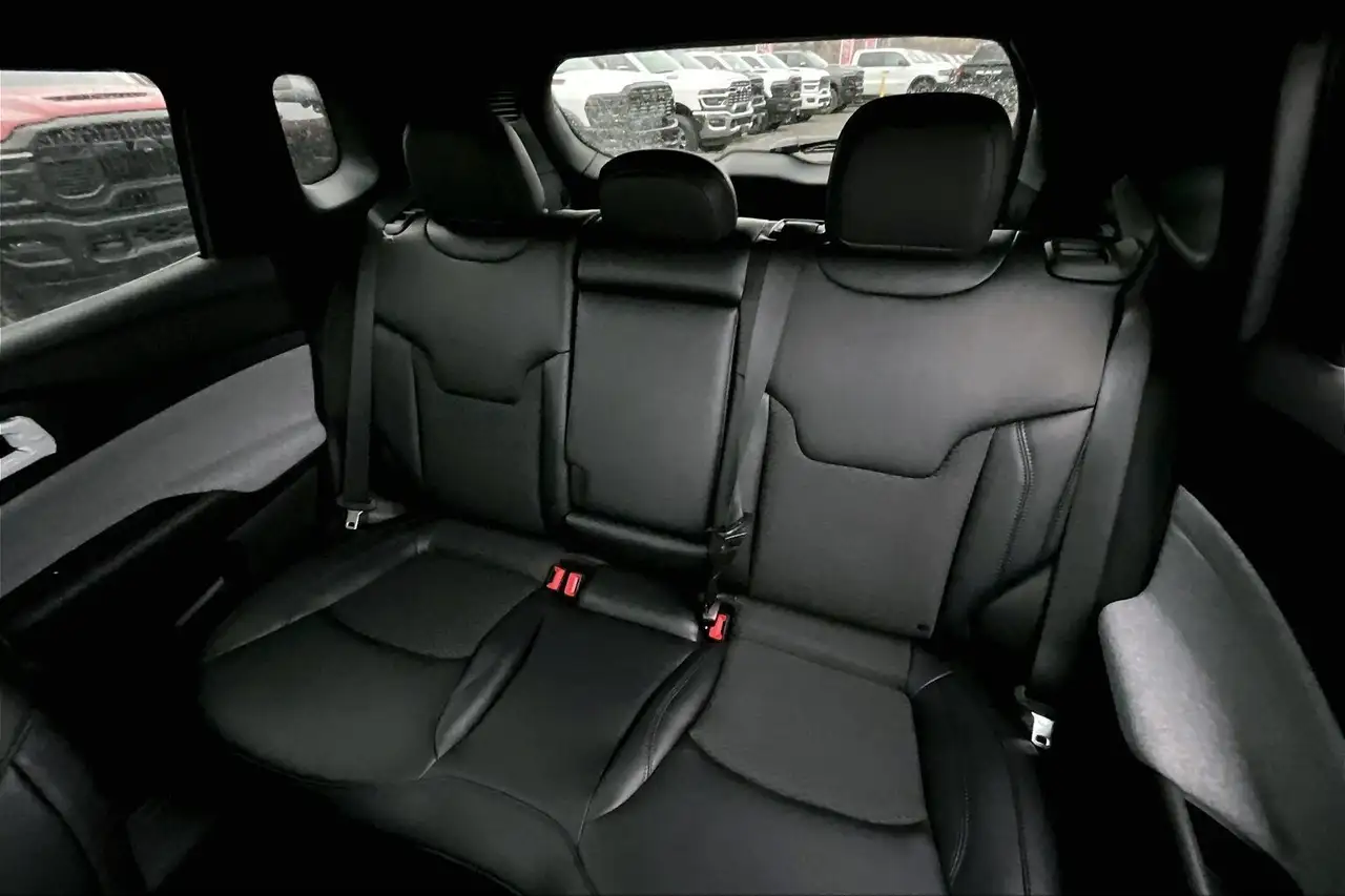 Jeep Compass photo Jeep Compass