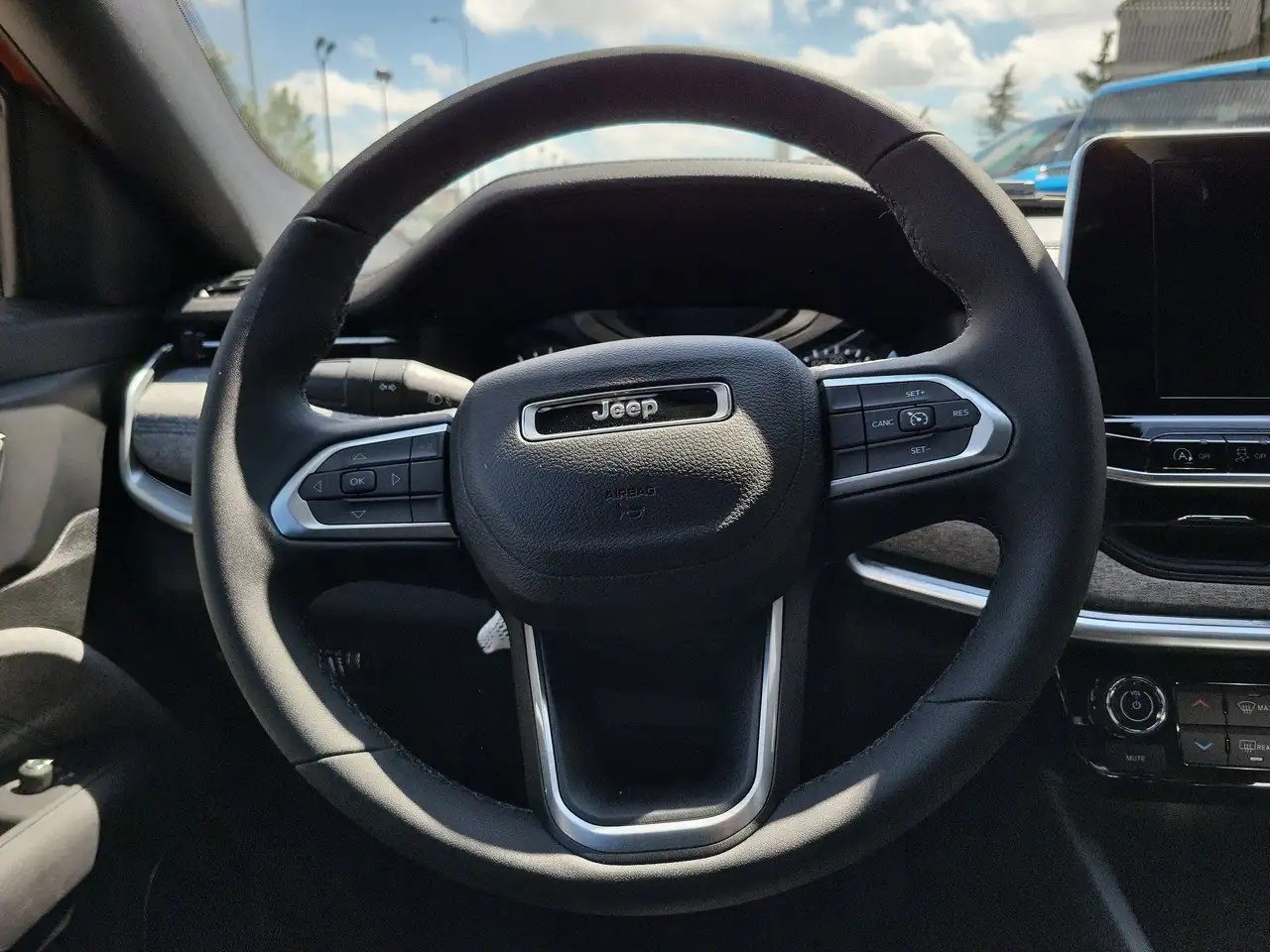 Jeep Compass снимка Jeep Compass