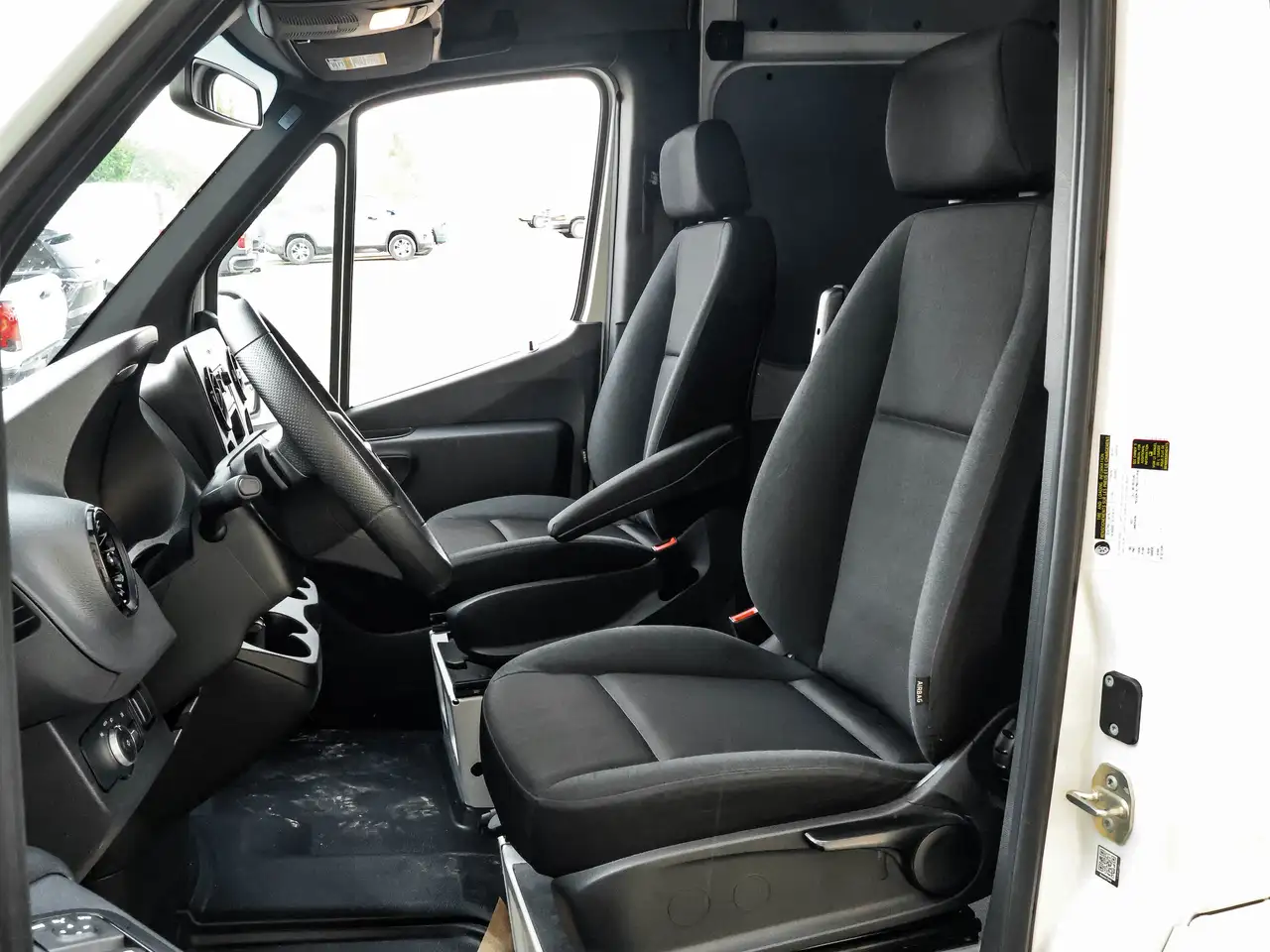 Mercedes-Benz Sprinter снимка Mercedes-Benz Sprinter