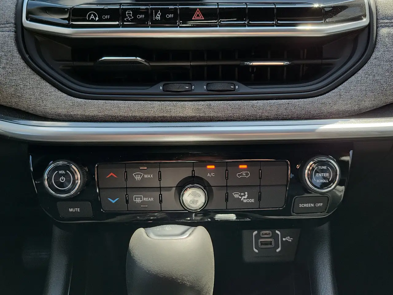 Jeep Compass снимка Jeep Compass