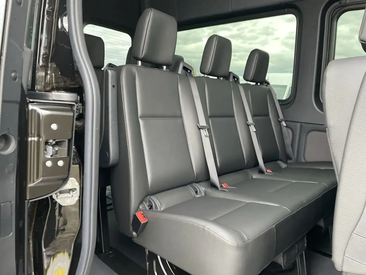 Mercedes-Benz Sprinter снимка Mercedes-Benz Sprinter