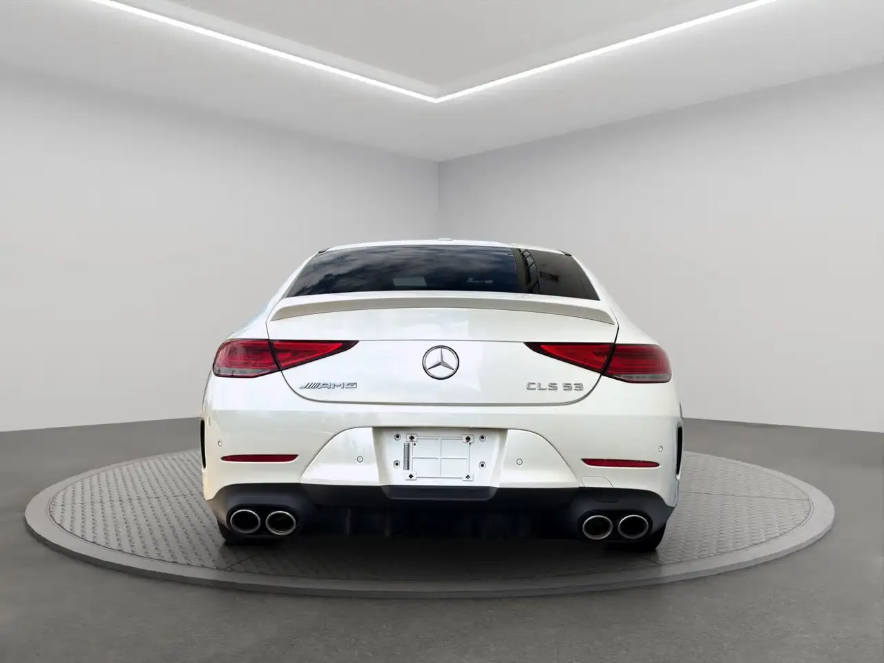 Mercedes-Benz CLS снимка Mercedes-Benz CLS