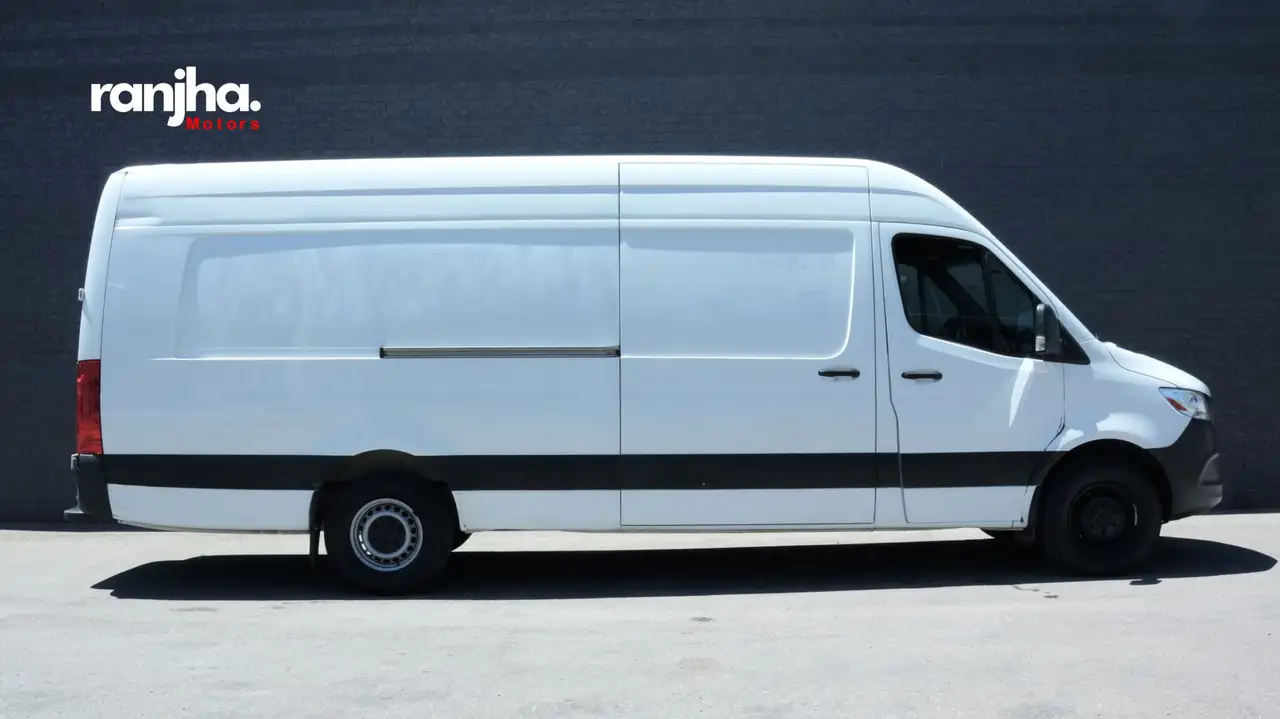 Mercedes-Benz Sprinter снимка Mercedes-Benz Sprinter
