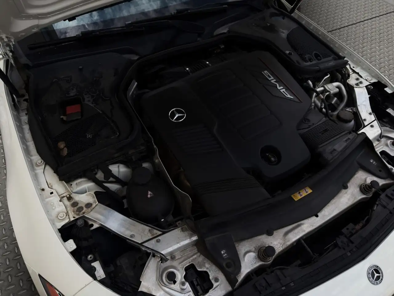 Mercedes-Benz CLS снимка Mercedes-Benz CLS