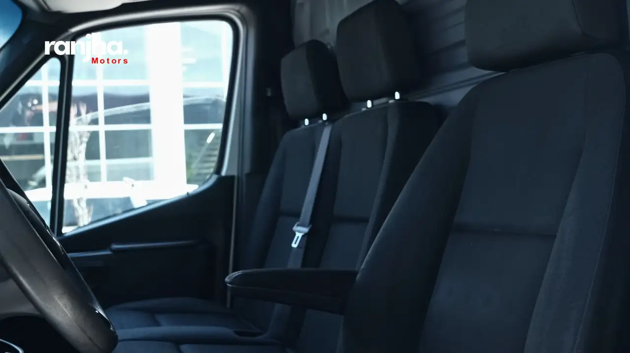 Mercedes-Benz Sprinter снимка Mercedes-Benz Sprinter
