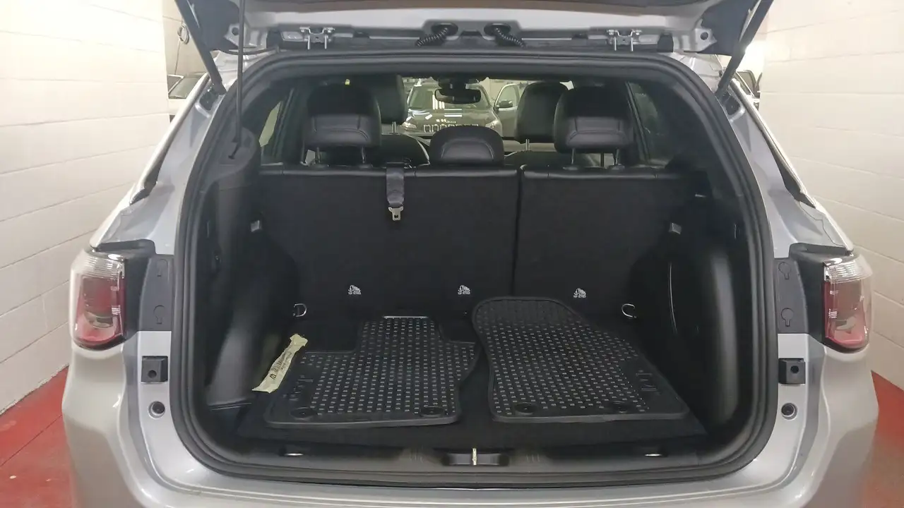 Jeep Compass снимка Jeep Compass