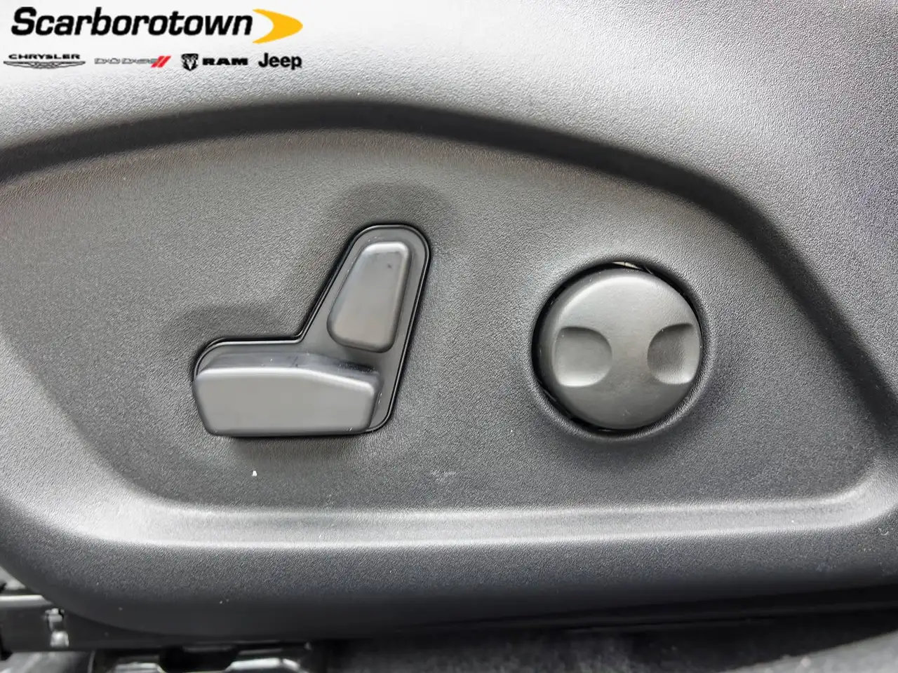 Jeep Compass photo Jeep Compass