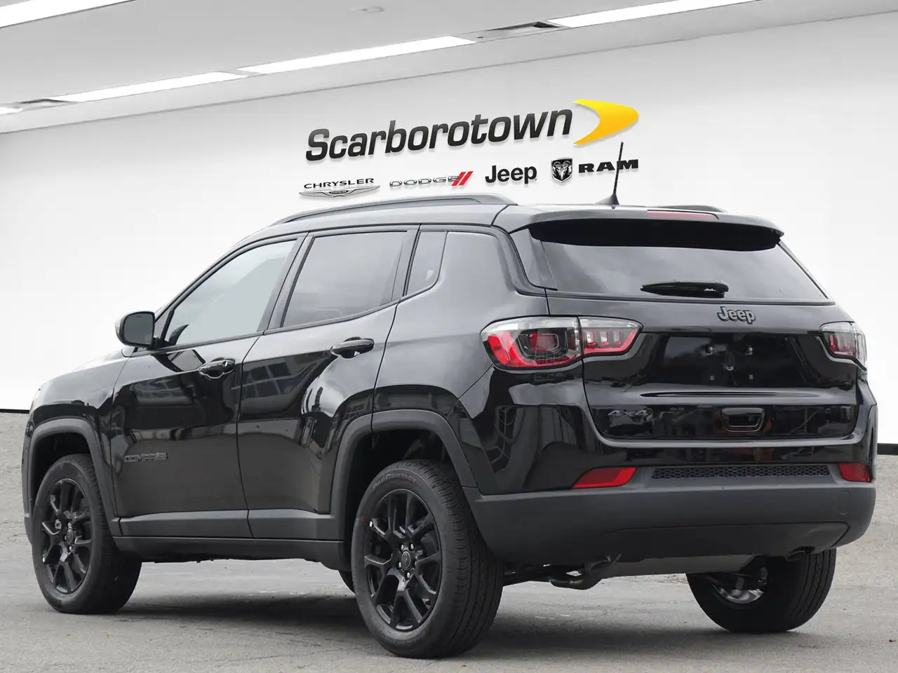 Jeep Compass photo Jeep Compass